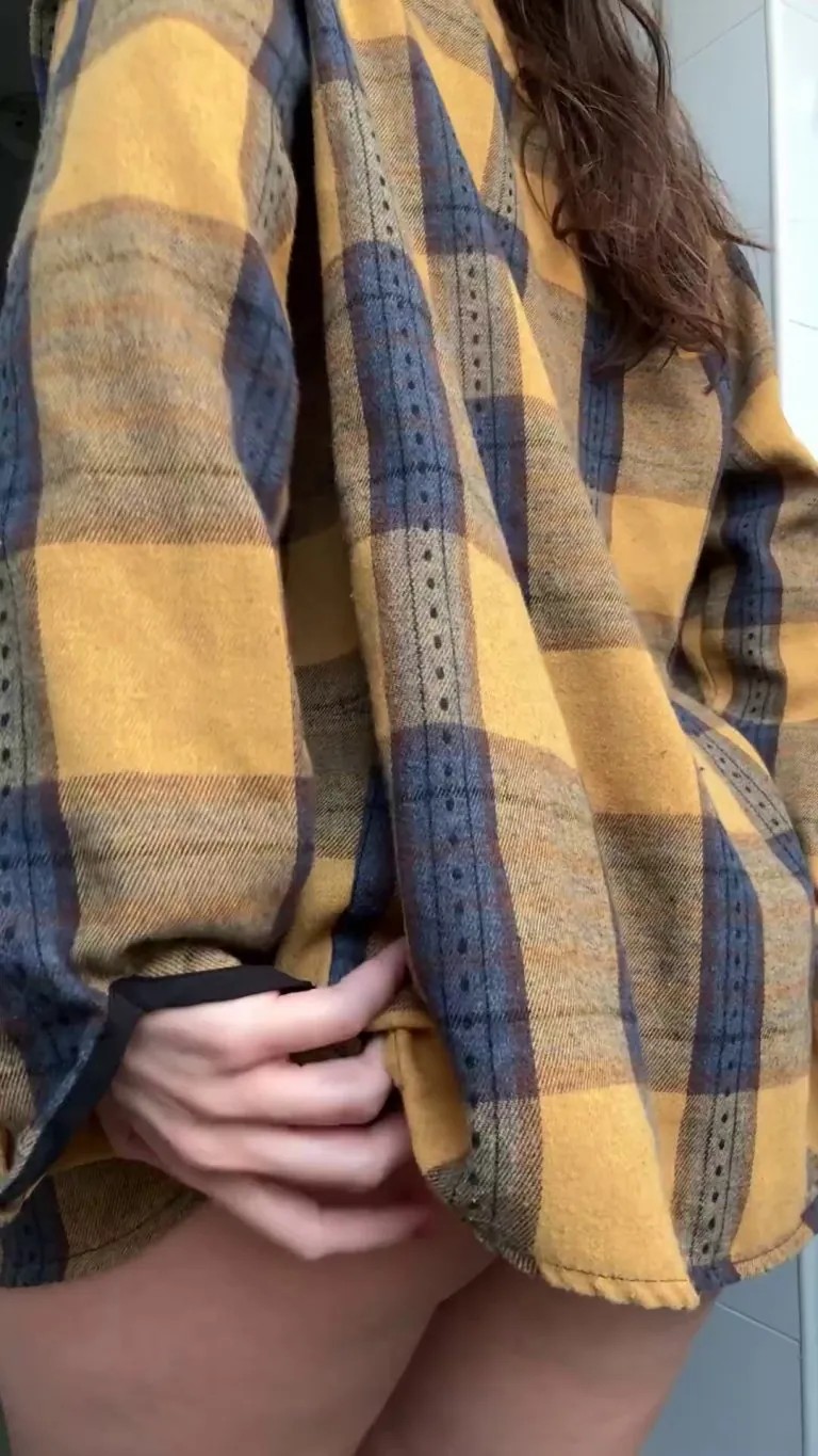 Natural with imperfections is the best kind of ass