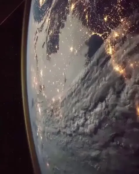Flyby of earth from the international space station