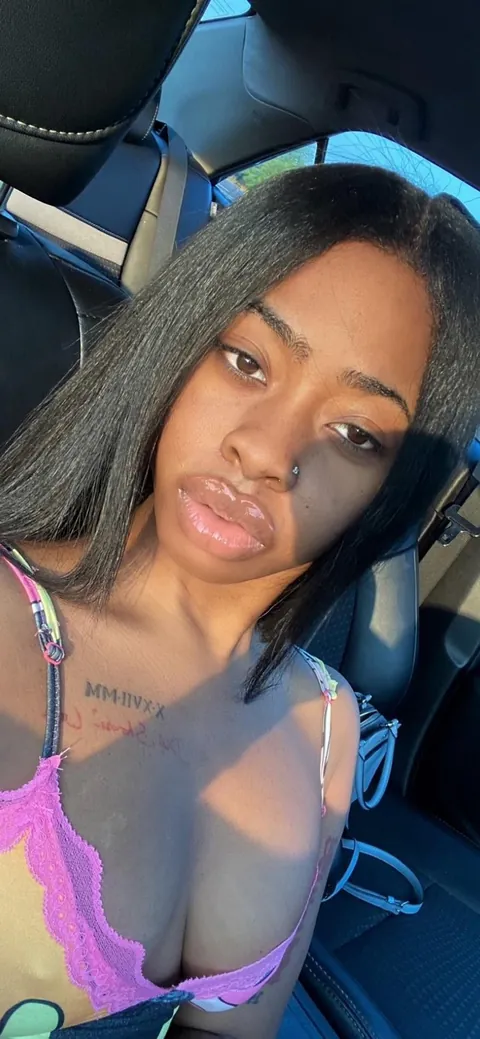 Her Lips Got Me Going Crazy 🍆💦🥜🥜😵‍💫