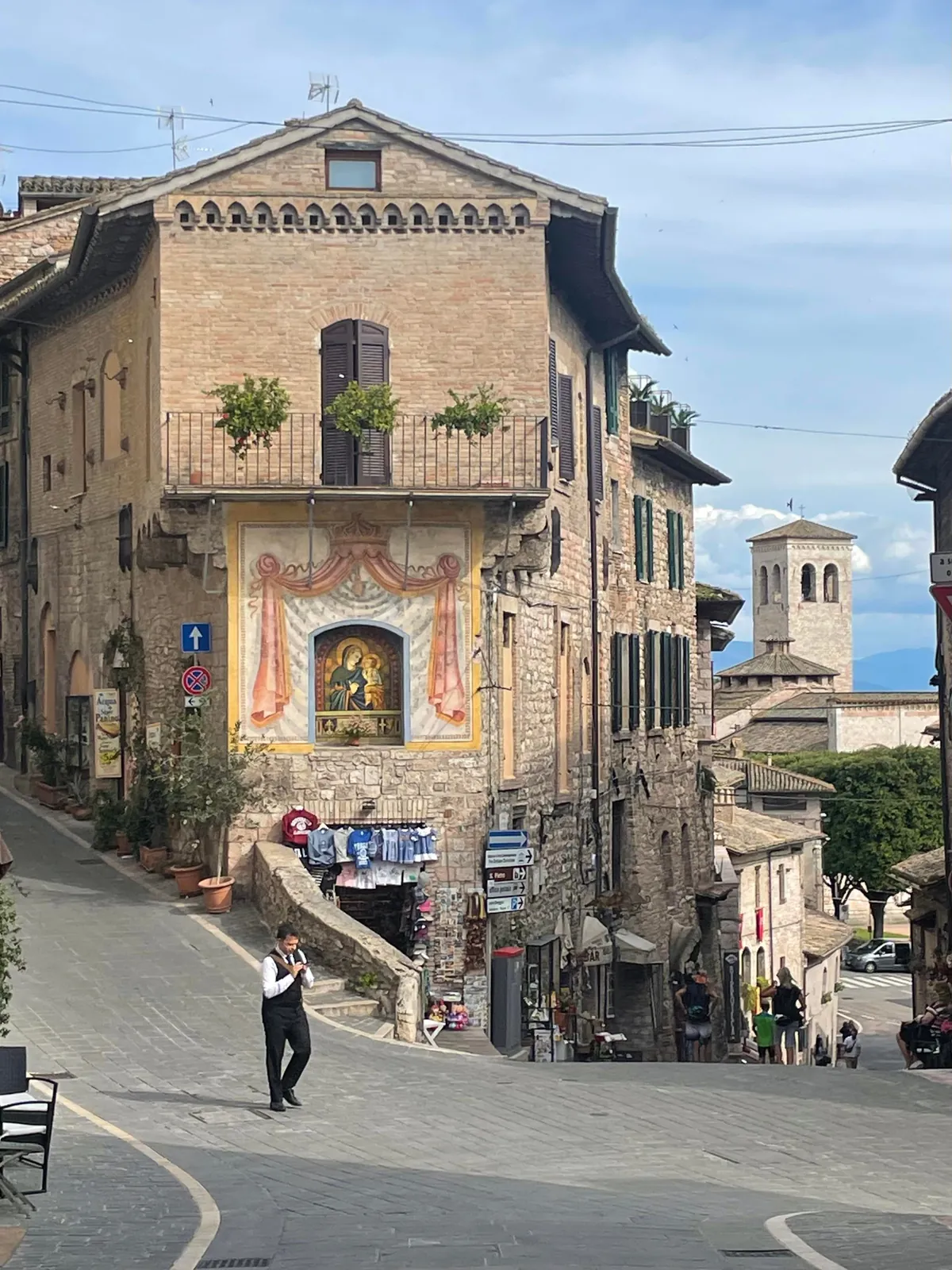 Italy. Truly no place quite like it. What’s everyone favorite fact about Italy 