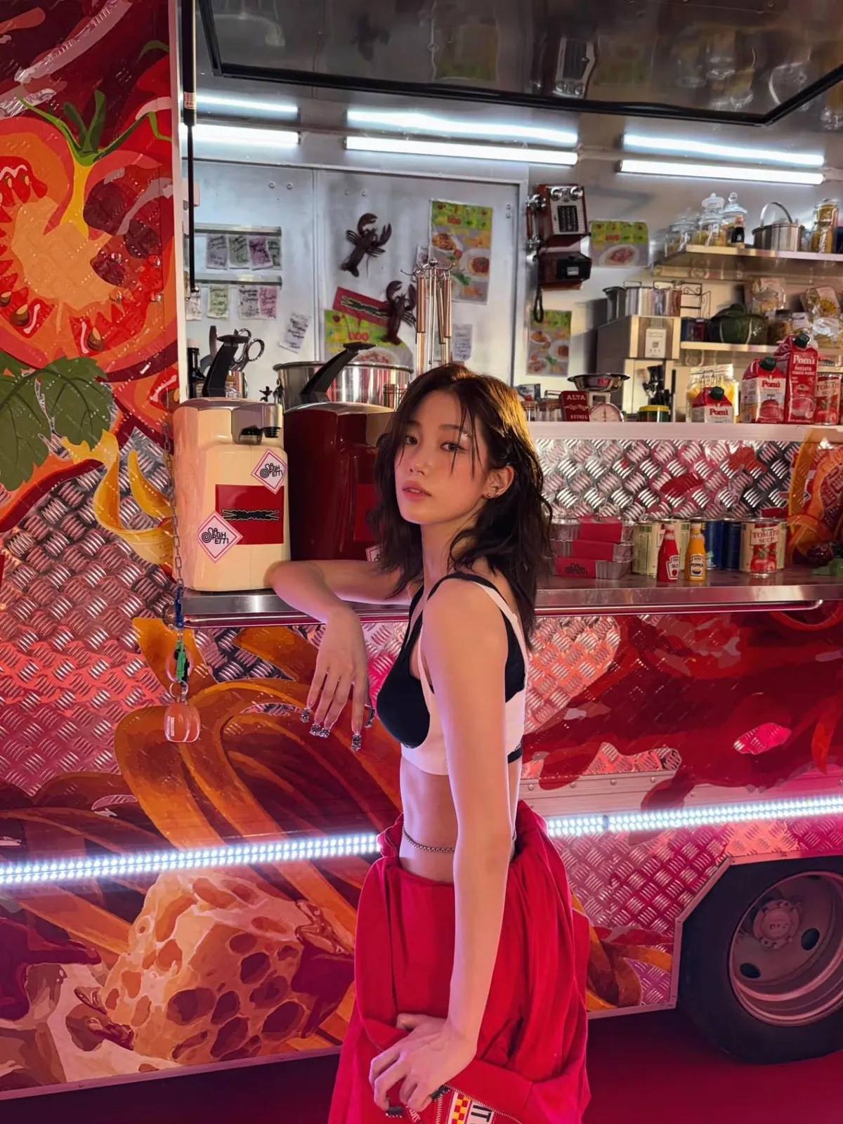 LE SSERAFIM - Kazuha ft. Yunjin