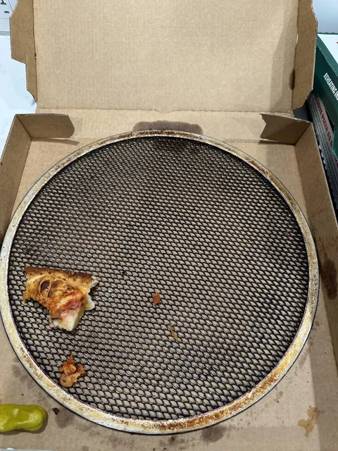 Papa John’s sent me the metal grate in with my pizza
