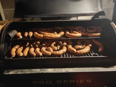 [homemade] Smoked jalapeño cheddar sausage