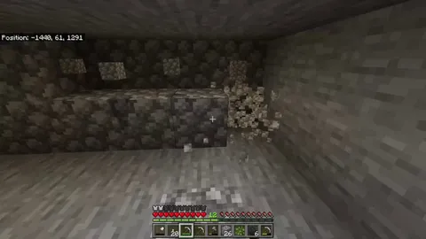 Wanted to make a circular Mine Hub but the seed said no…