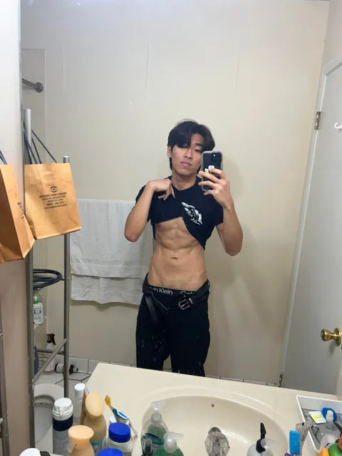 21yo Korean! Rate me