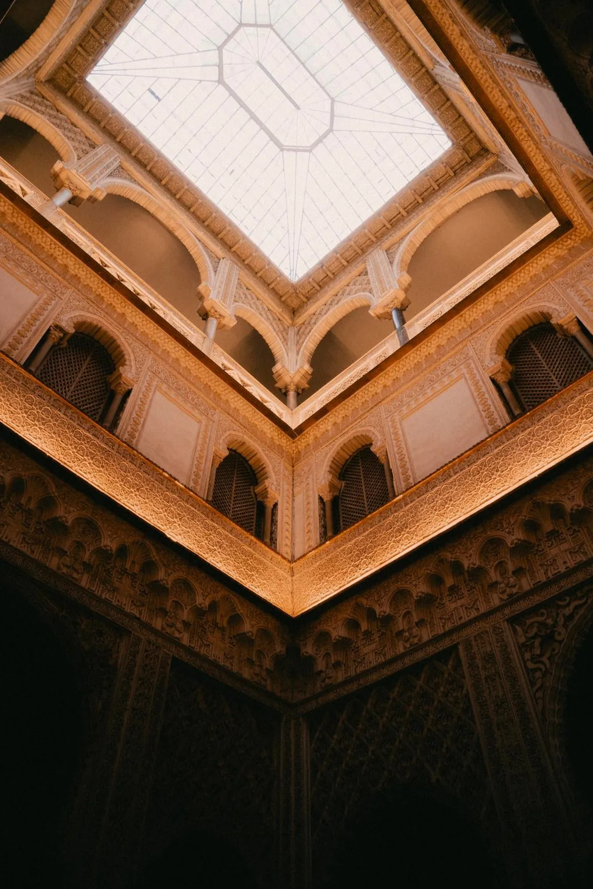 Rainy day in Alcazar, Seville