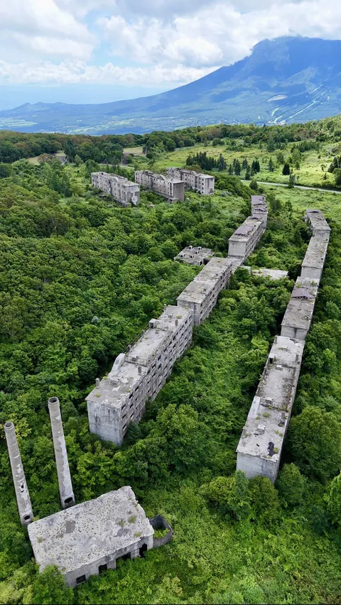 Matsuo Mine Ruins （松尾鉱山廃墟）in Japan