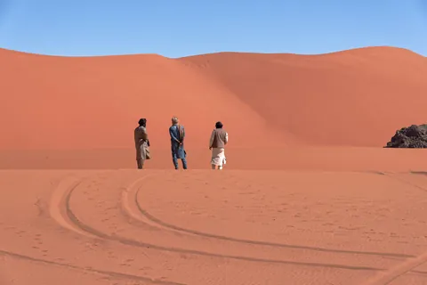 Tasilli n'Ajjer, Algeria : the most scenic desert in the world.