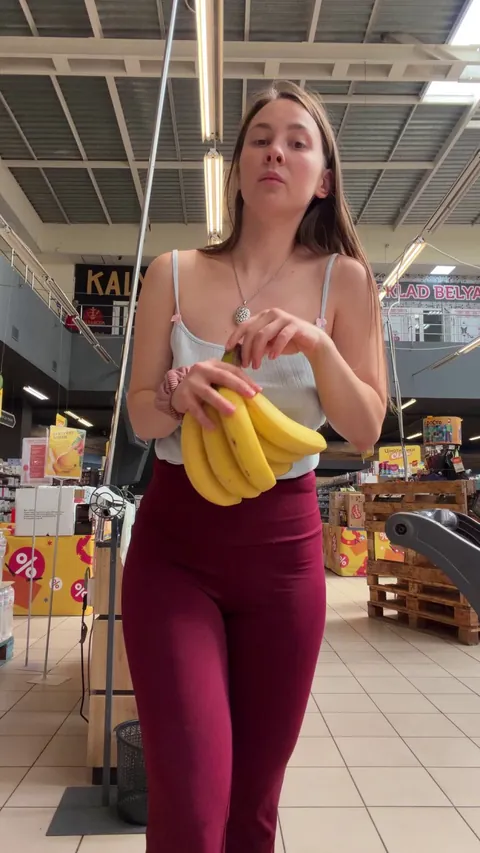 How much do bananas cost in your country? They cost about $2 per kilogram here.