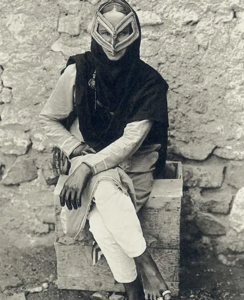 A Bedouin woman from Oman, 1905
