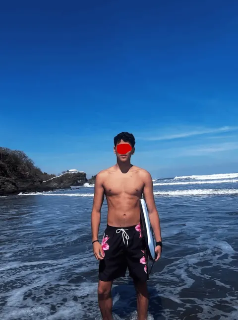 [M21F21] [MF4F/MF] [IRVINE] Young couple looking to explore for the first time!