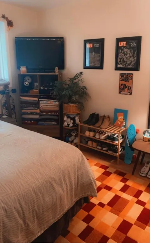 Made the most out of my little rental apartment 🧡