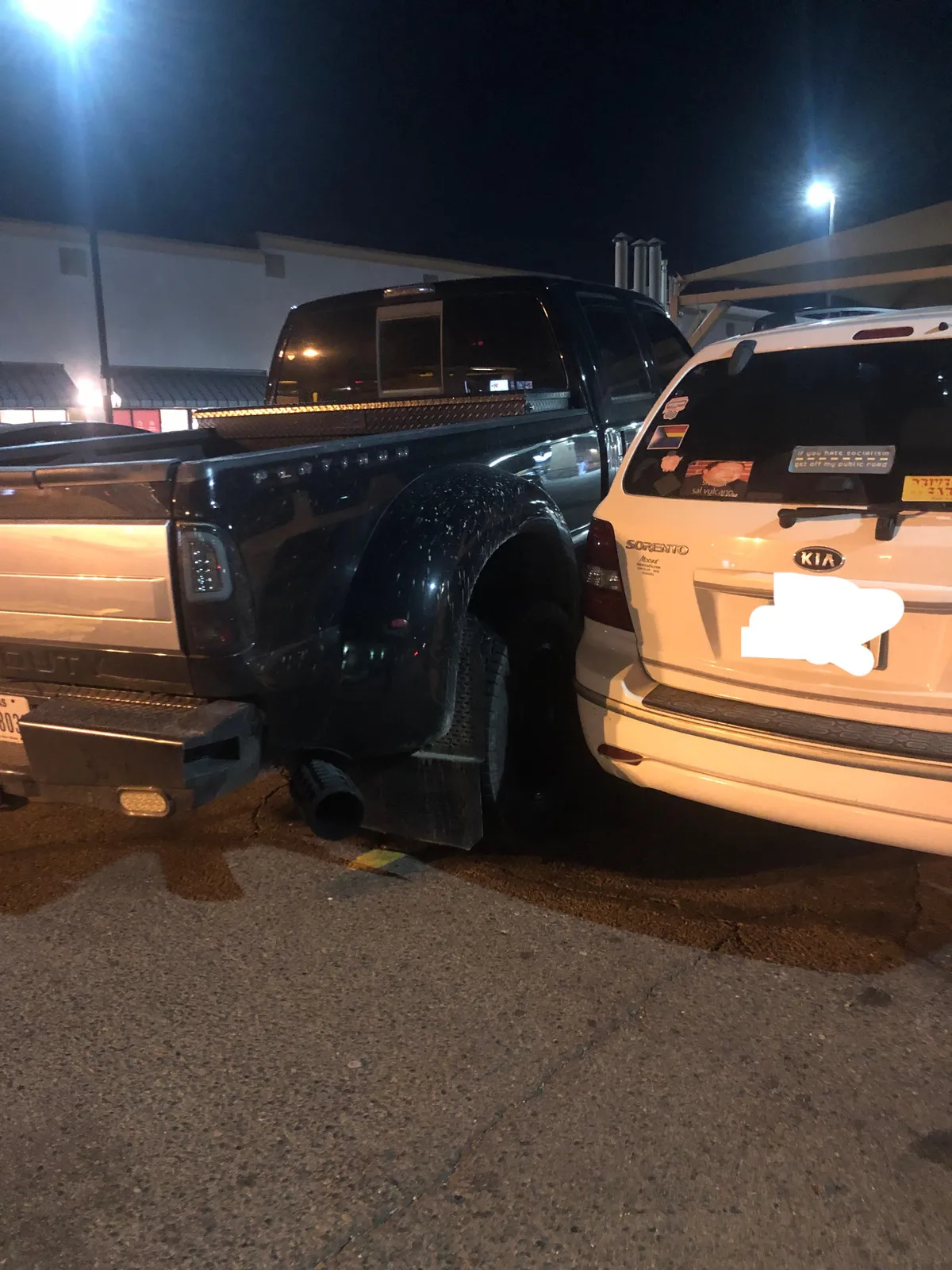people parking like this (white car is mine)