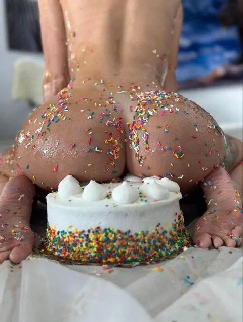 I want to make a group where we could goon with each other, and have fun, are you interested?🫦😵‍💫