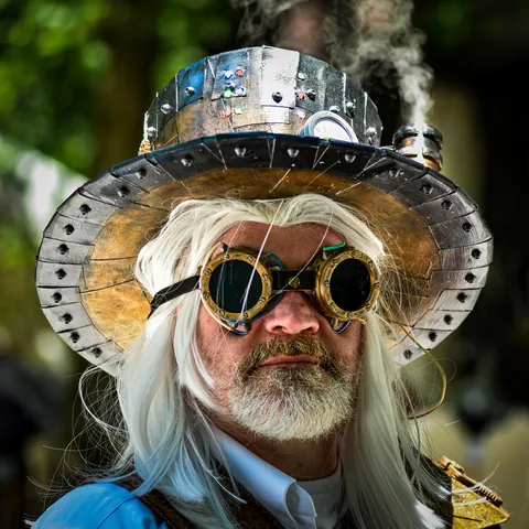 OC: Here are some portraits of my neighbors living here in Louisville, KY.