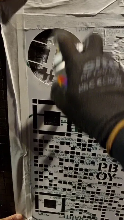 My latest mural just received 20k sats via QR code 🟠 Permissionless patronage in real life. Thank you 🙏🏼