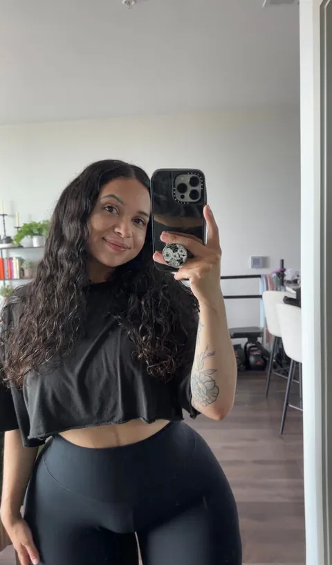 Hi everyone hope you're having a great day!  💕F28