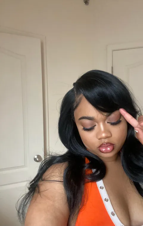 tried to recreate megan thee stallion’s neva play look :D