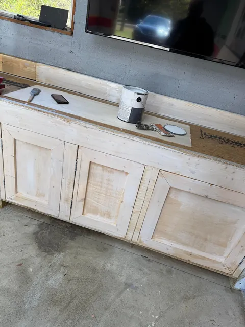 Here’s an image dump of my garage over the past year. My dad painted everything on the walls. He had a blast! Hope y’all like it.