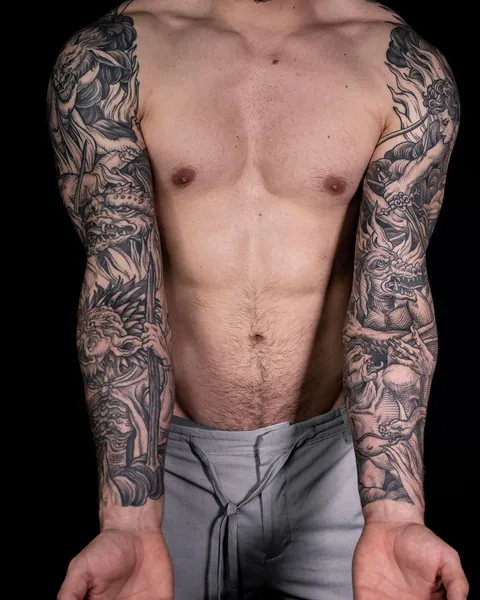 HELL, arms and back tattoo made in 2022 by me, Maud DARDEAU. Bordeaux, France.