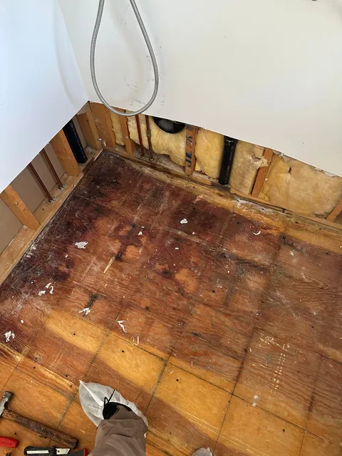 Washer flooded my laundry room so I learned how to tile.