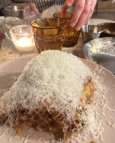 [i ate] A lasagne cloud in London
