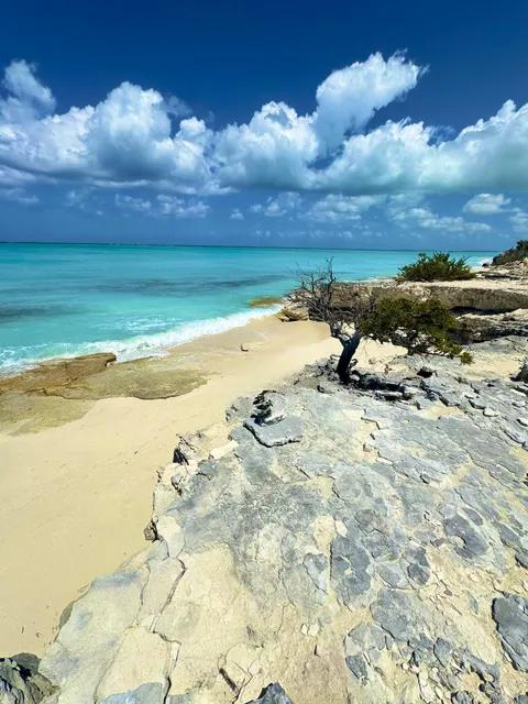 [OC] Turks &amp; Caicos (1536x2048)