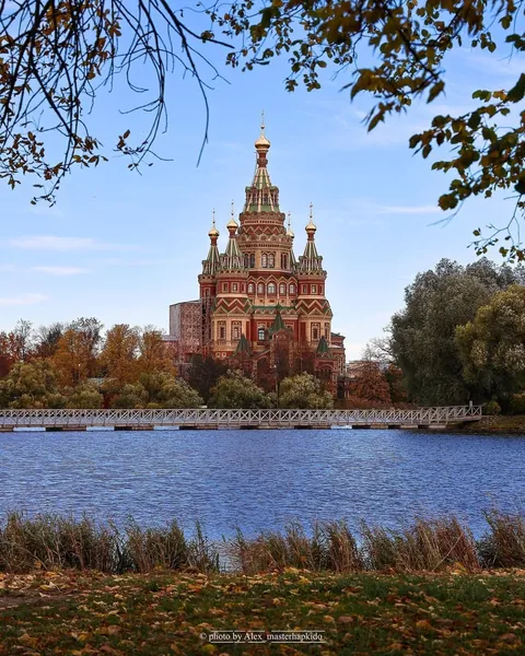 Churches and cathedrals of Saint Petersburg and its suburbs