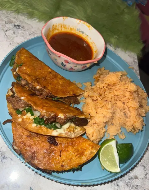 [Homemade] I made Birria Tacos