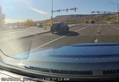 Boomer takes both turn lanes [oc]