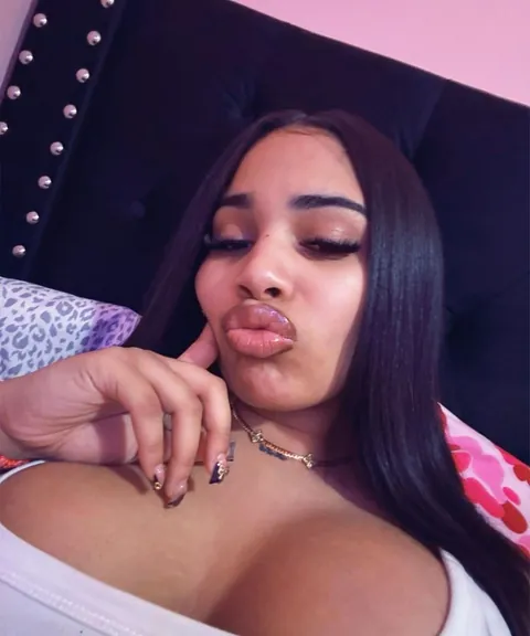 Stroking &amp; Roping 🪢💦