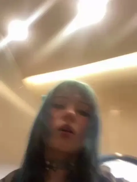 Gooned 42 minutes 18 seconds in the public toilet, hoping to get caught