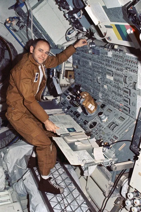 Alan Bean: the NASA astronaut who painted the moon