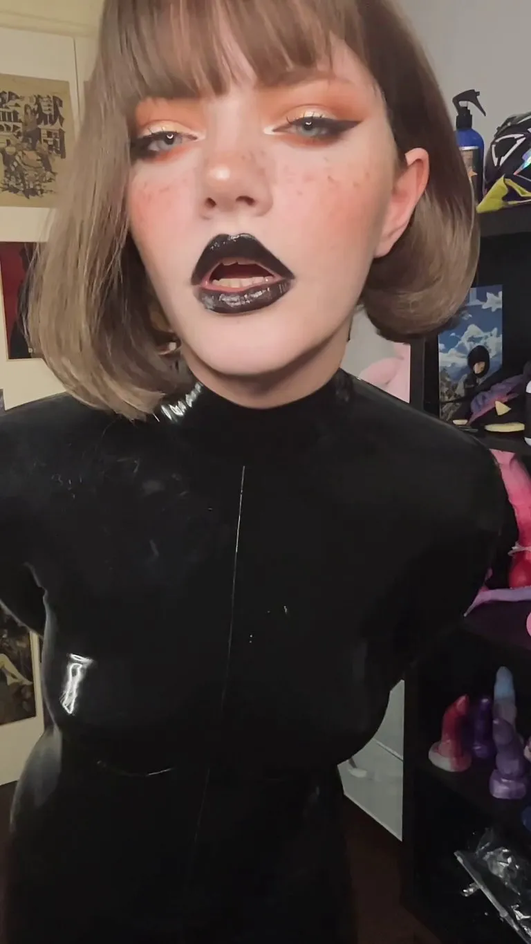 I need your cum, give it to me! 