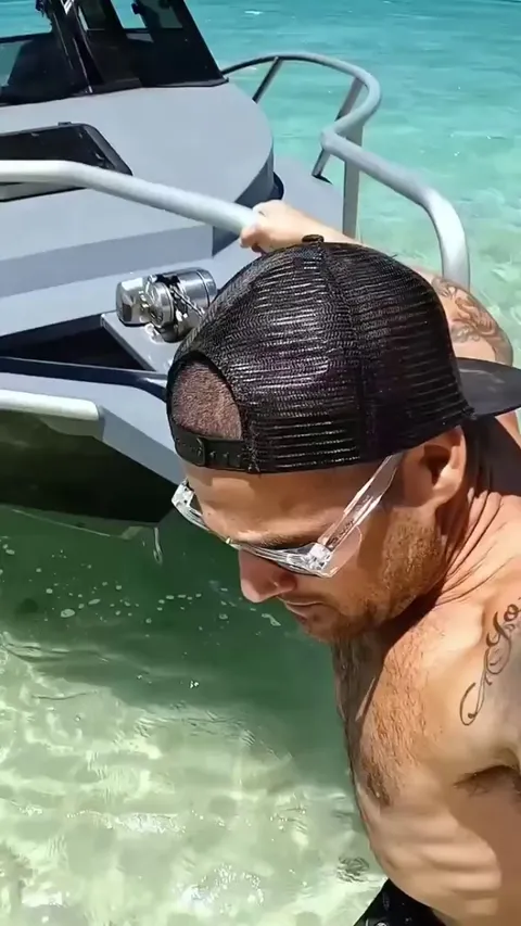 Saving a beached turtle's