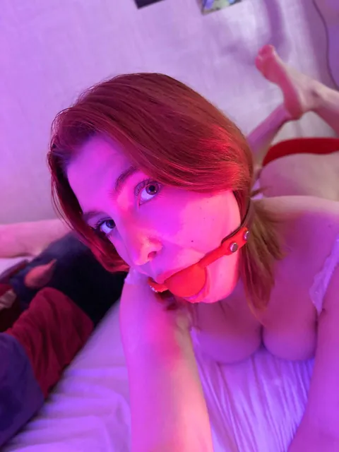 You'd like to see me drooling through this gag, wouldn't you