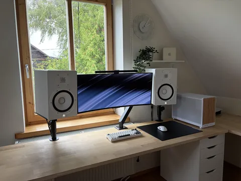August setup