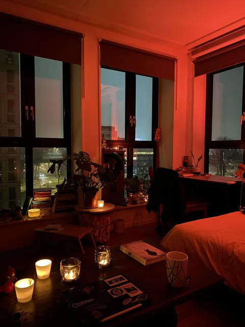 My previous space. I miss its coziness sometimes.