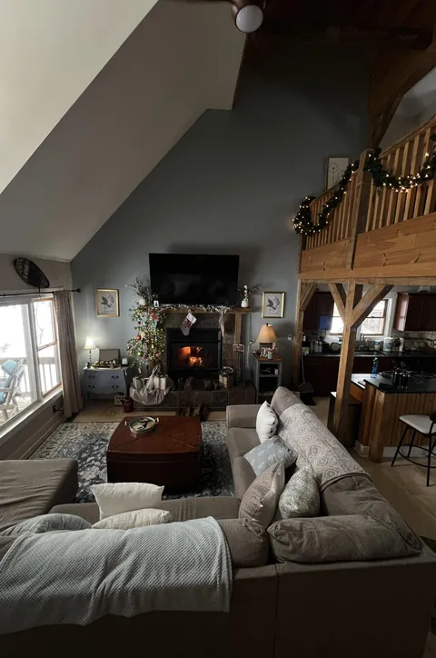 Winter cabin getaway! ⛷️