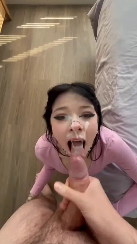 I need to know if the girl gooners actually like getting throat fucked