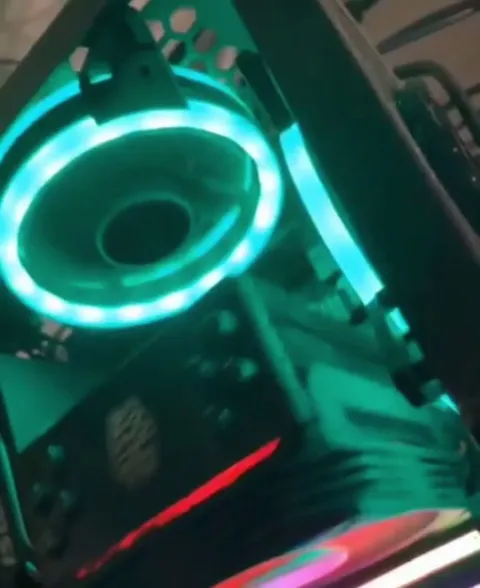 Bro swapped his cpu for a V10 engine