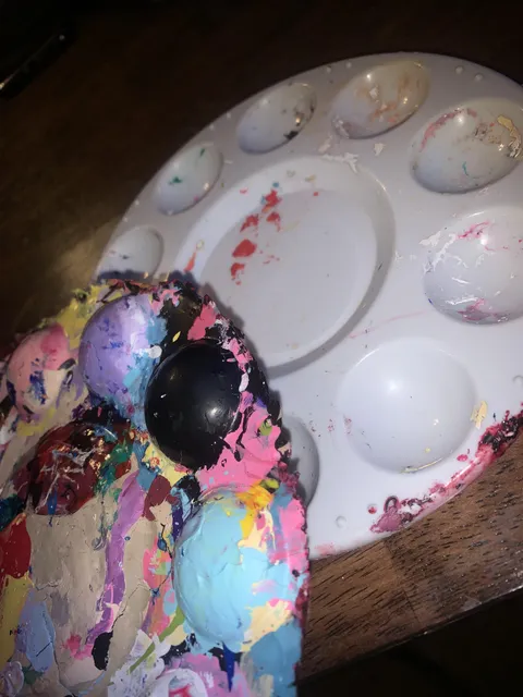 Sister peeled her palette after 6 years 