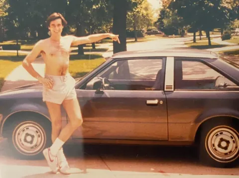 My dad’s first years in America as an immigrant (1980s)