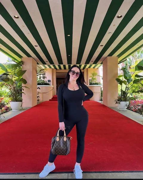 Probably some photos you haven’t seen 🔥