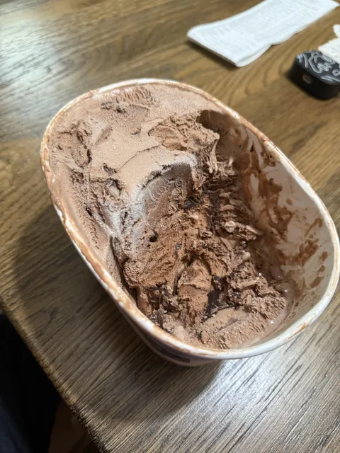 Roommate threw away a tub of my ice cream because there was “mold on it”. This was the picture he sends me.