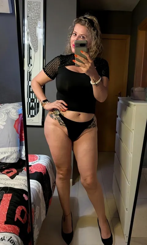 I can be your horny mom next door