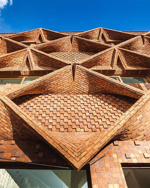 Khayyam Project by Esfandiar Abdeshah