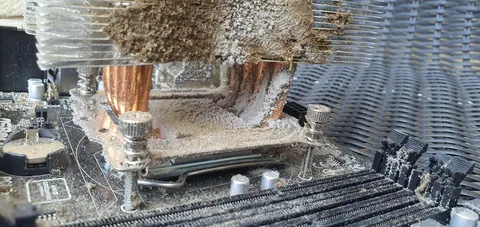 Friend asked me for help because his PC won't start...