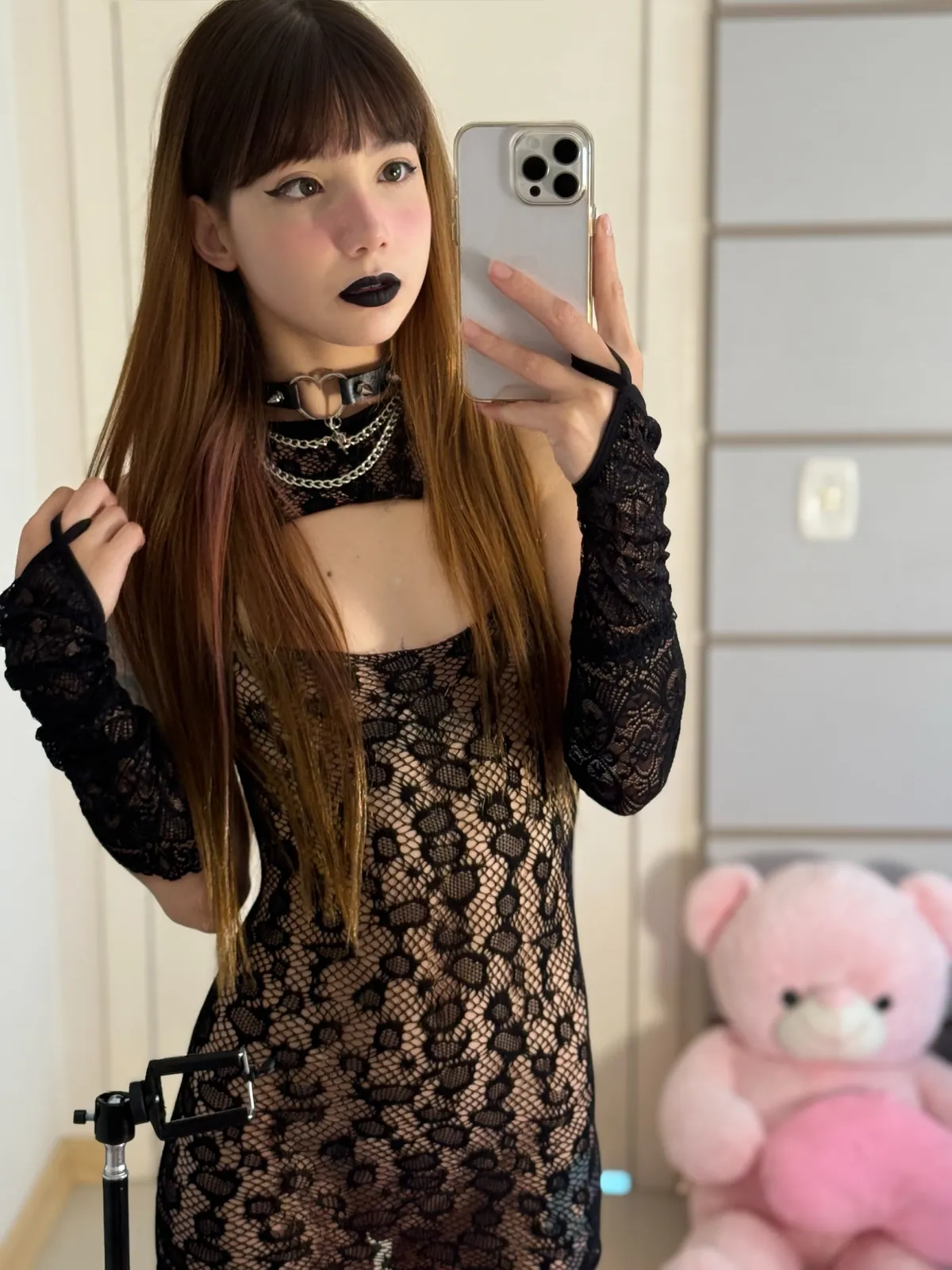 Submissive petite girl at your service