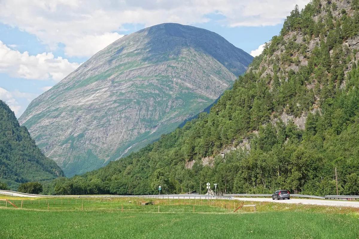 Jotunheim is a real place in Norway, and this week I went there on a road trip. [OC]